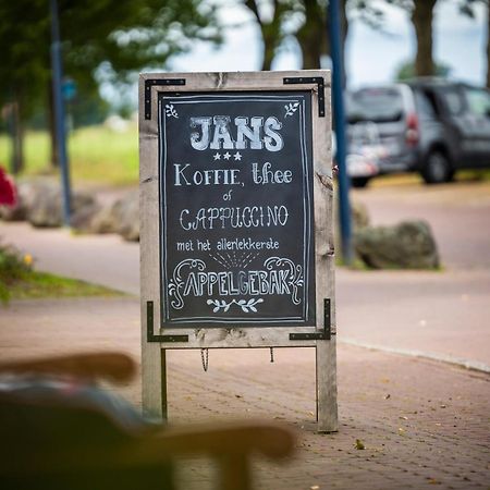 Hotel Jans Rijs Buitenkant foto